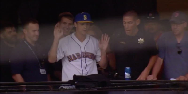 via MLB